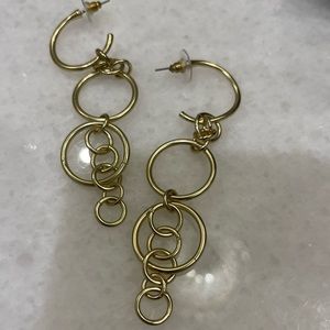 Vintage gold metal ringlet earrings